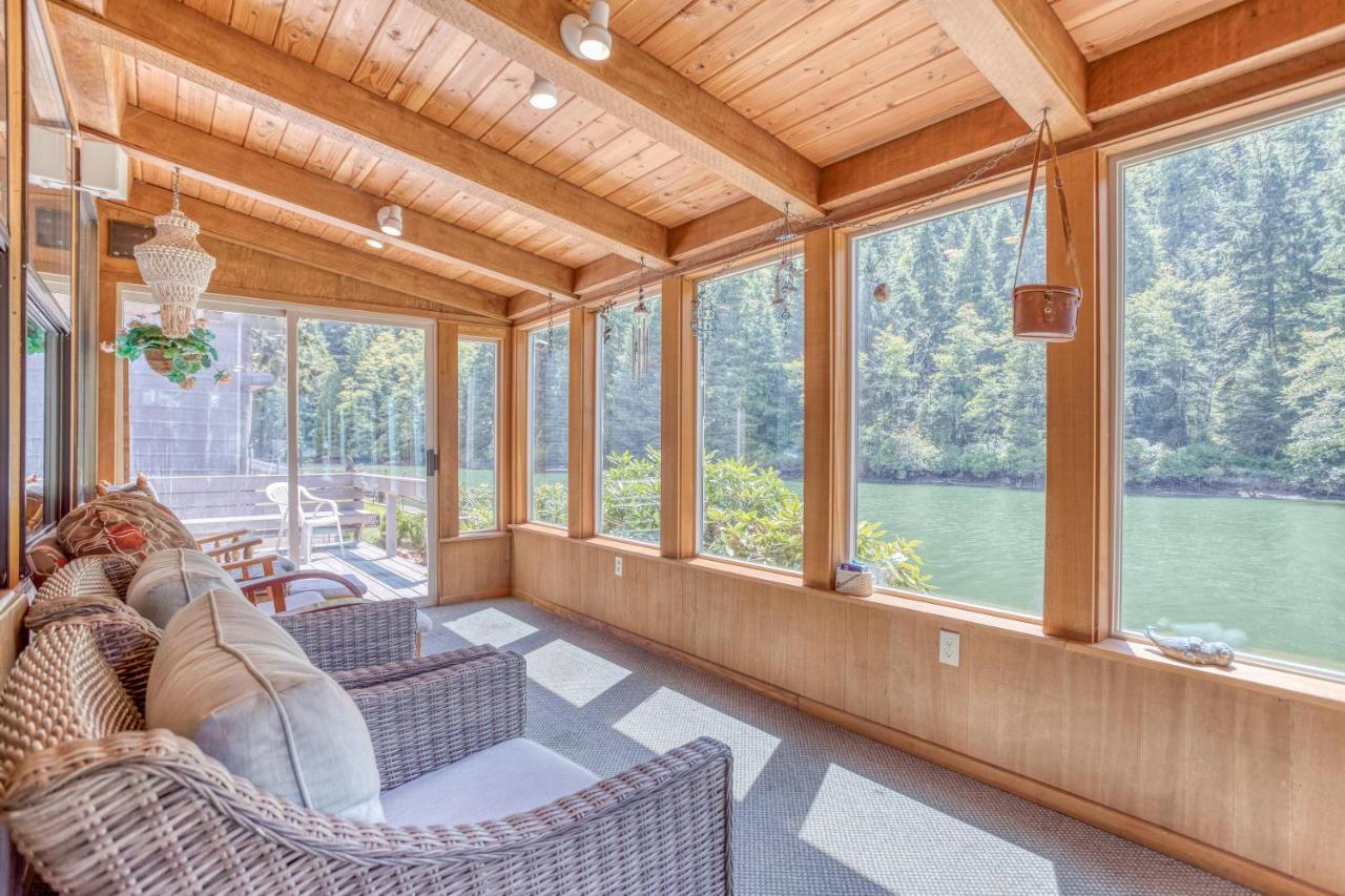 The Crabbing Cabin Lincoln City Extérieur photo