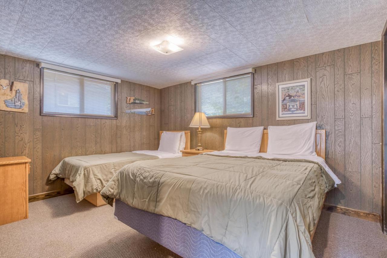 The Crabbing Cabin Lincoln City Extérieur photo