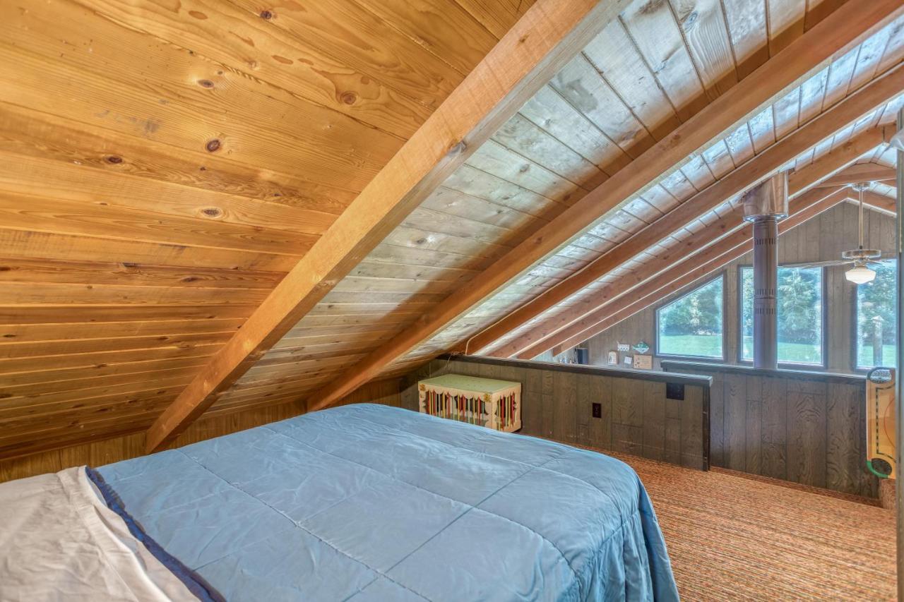 The Crabbing Cabin Lincoln City Extérieur photo